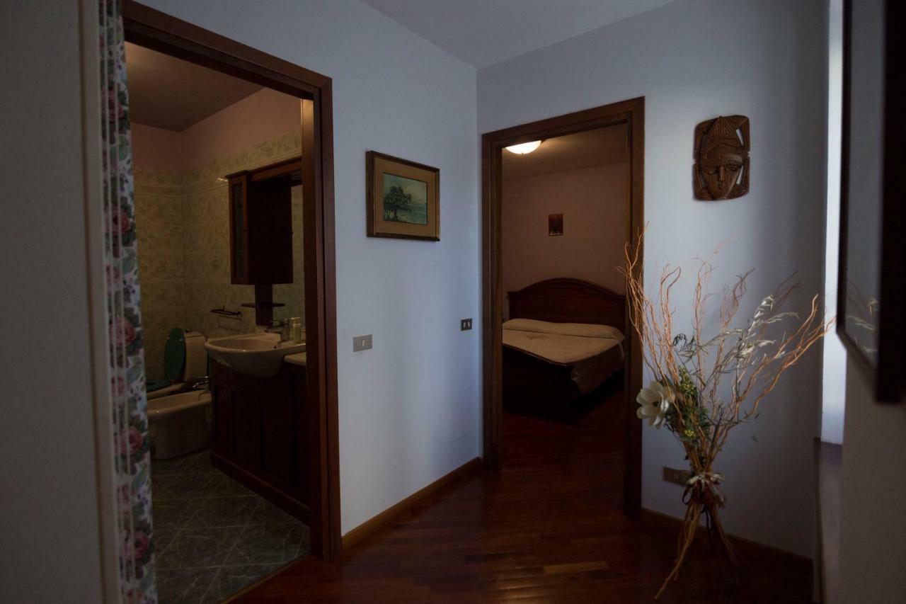 La Casa Di Cristina Apartamento Arona Exterior foto
